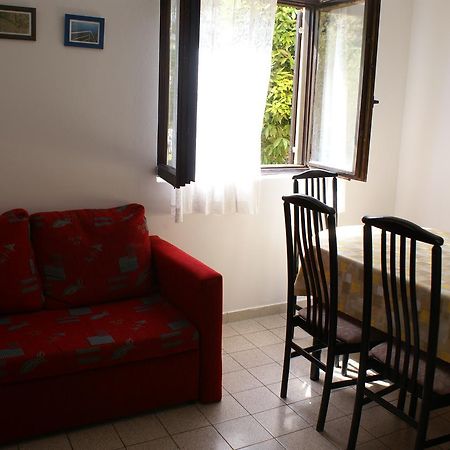 Apartment Ana M Krk Town Esterno foto