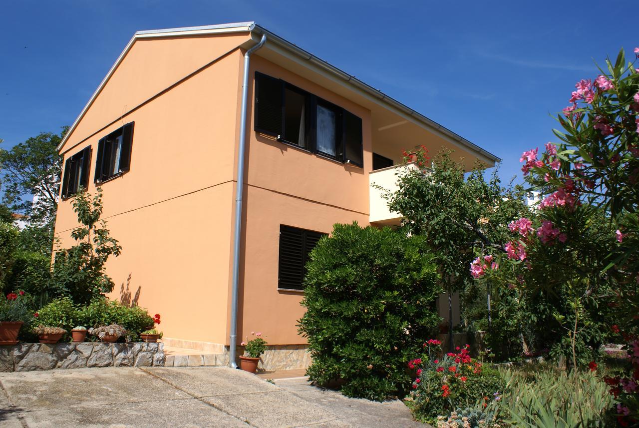 Apartment Ana M Krk Town Esterno foto