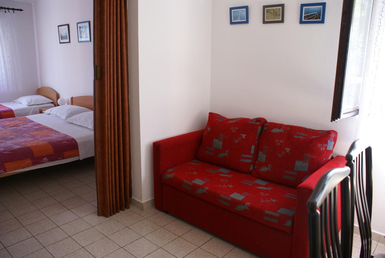 Apartment Ana M Krk Town Esterno foto